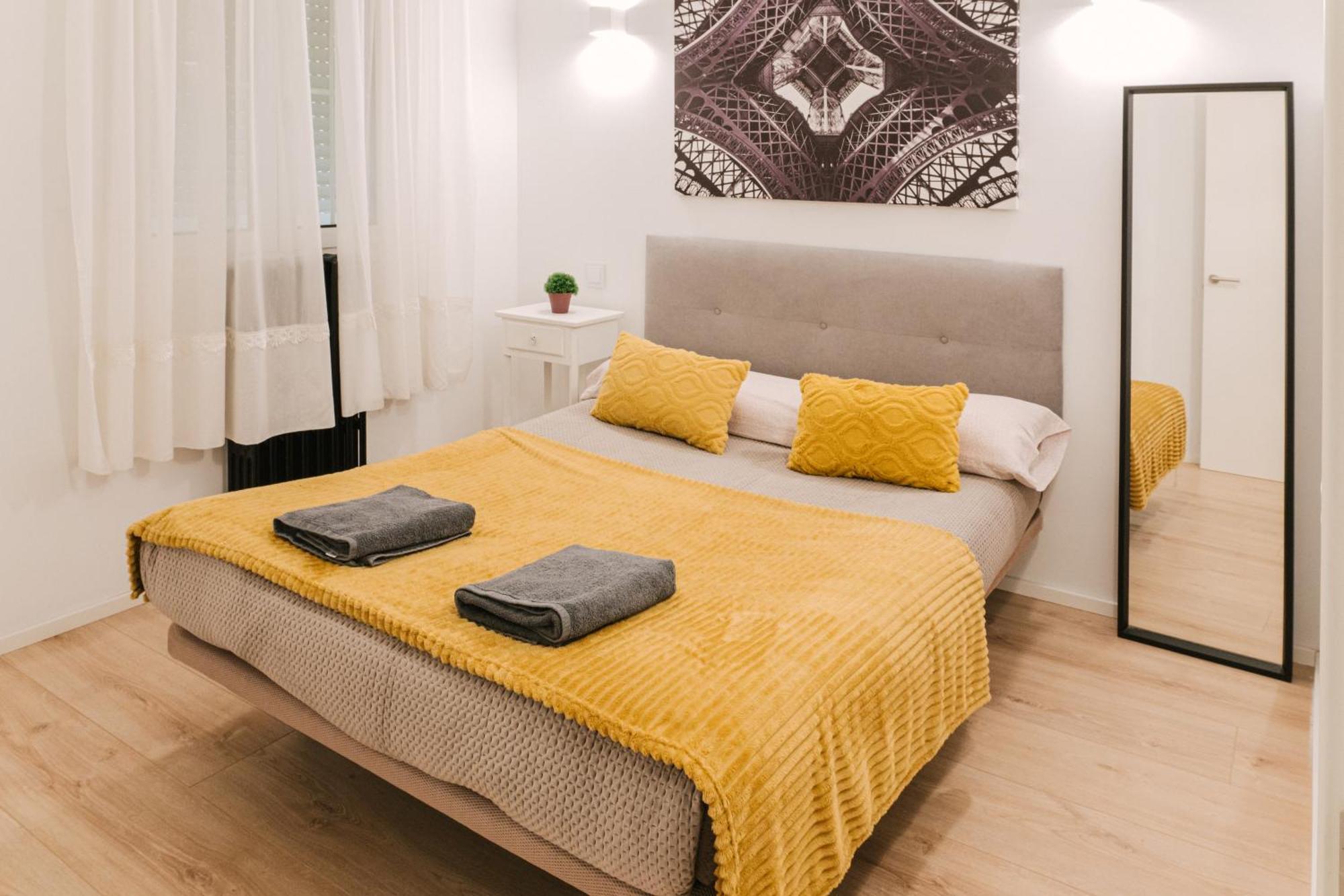Lujoso Y Amplio Apartamento Con Parking Incluido León Eksteriør bilde